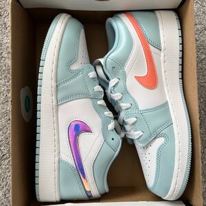 Nike Air Jordan 1 low SE sneakers shoes NWT